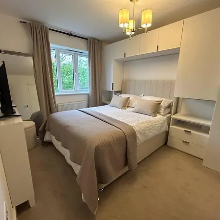 District Haven - Modern Comfort In * 科克茅斯