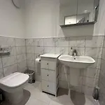 Semesterbostad District Haven - Modern Comfort In