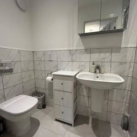 Σπίτι διακοπών District Haven - Modern Comfort In